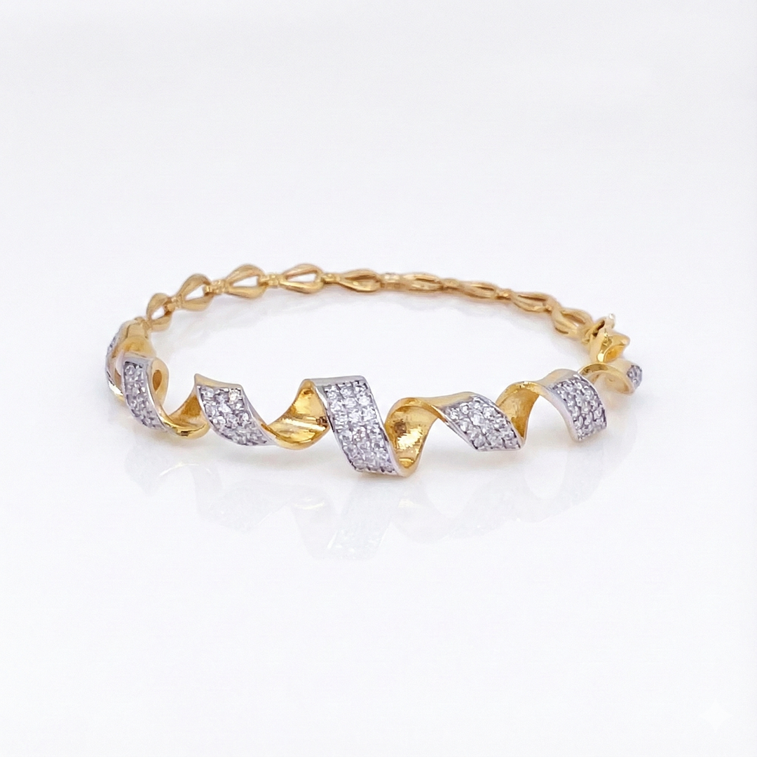 The Cara Bracelet