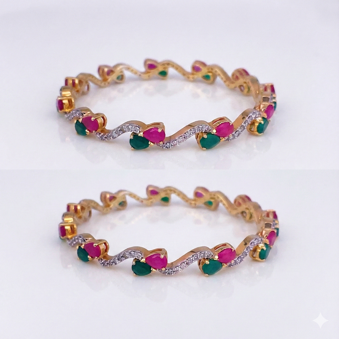 The Azur Bangle