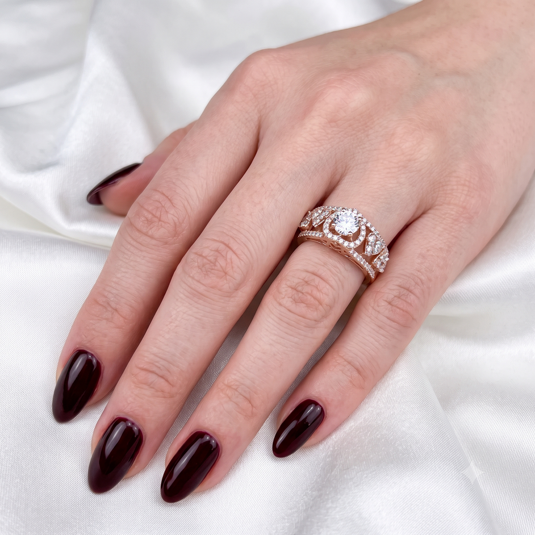 The Amour Ring